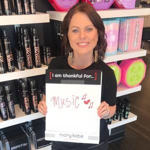 Meet your Posher, Megan